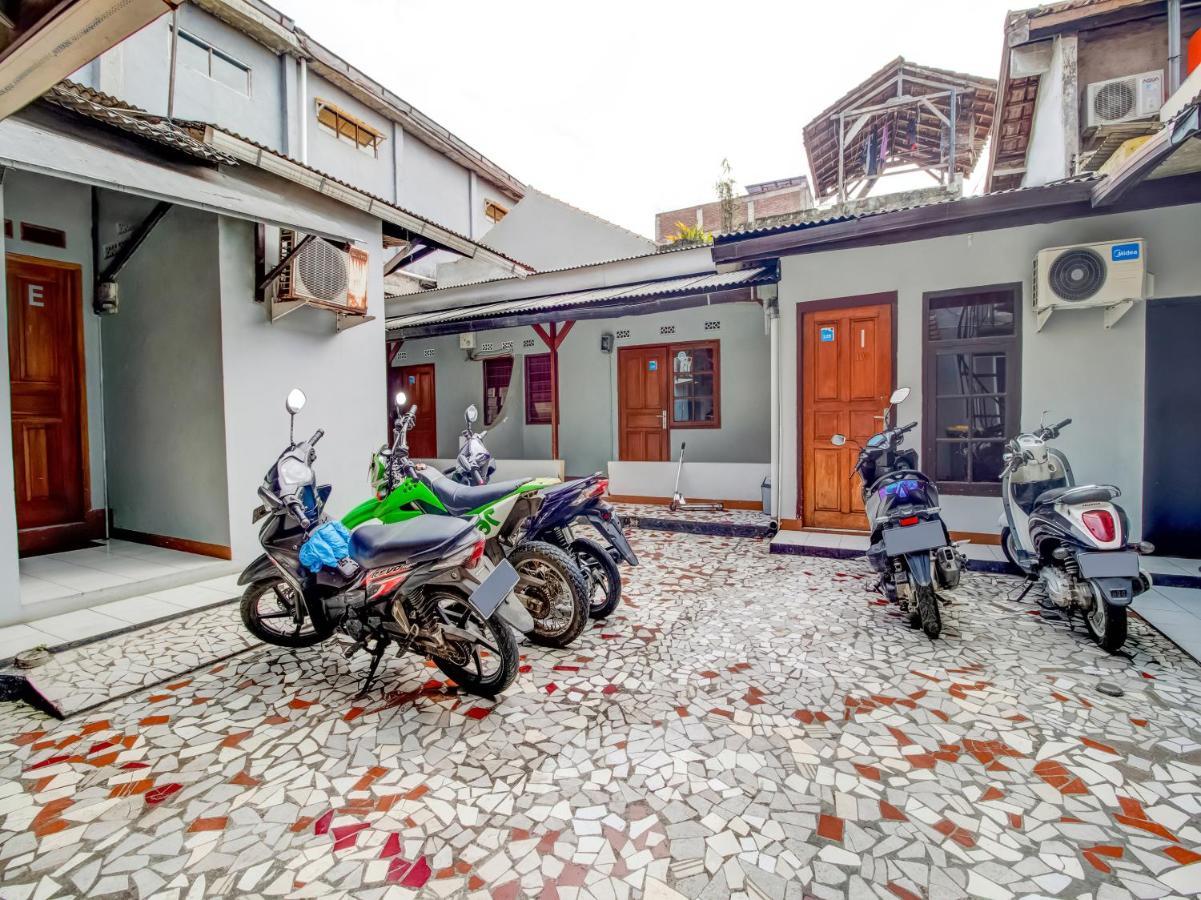 Oyo 3750 Elder Guest House Bandung Eksteriør billede